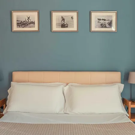 ベッド・アンド・ブレックファスト B＆b テアトロ グレコ 39 3*