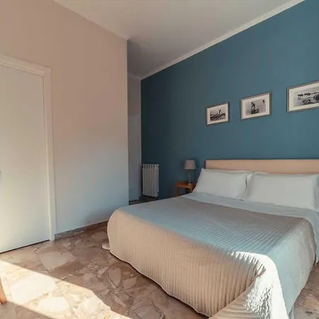 ベッド・アンド・ブレックファスト B＆b テアトロ グレコ 39 タオルミーナ